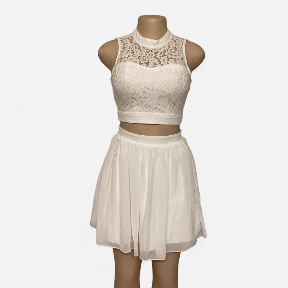 Speechless Women's White Crop-top